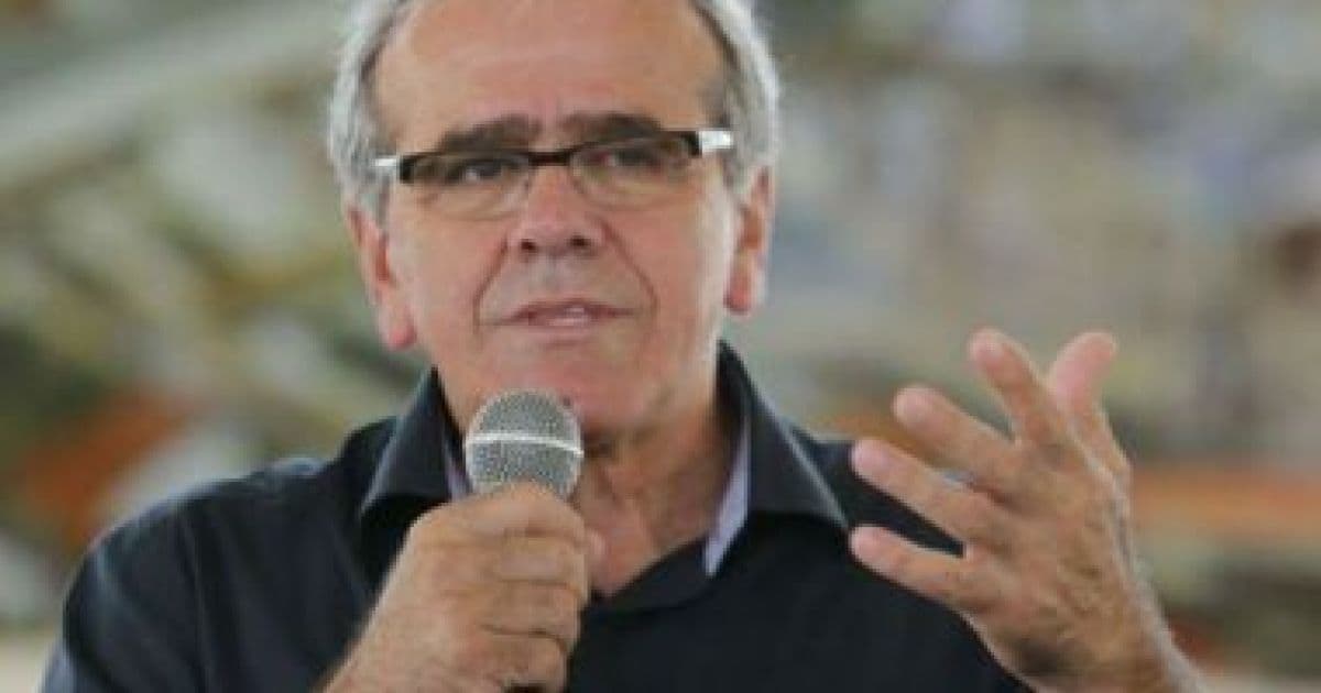Teixeira de Freitas: Ex-prefeito é punido e terá de devolver R$ 57,9 mil 