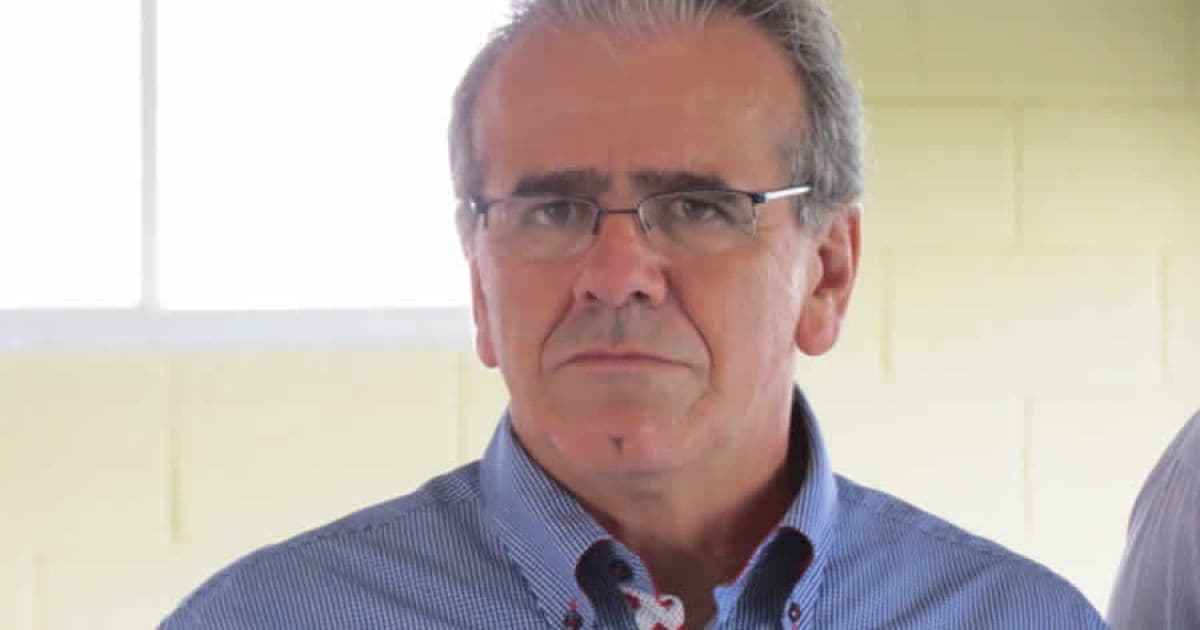 Ex-prefeito de Teixeira de Freitas é multado em R$8 mil