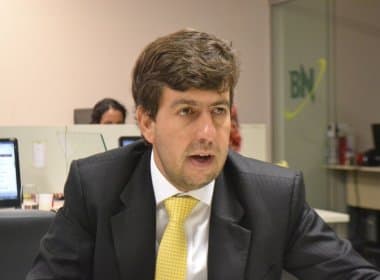 Silvio Pinheiro nega truculência em desocupação da "Favelinha" da Avenida Magalhães Neto - 17/02/2014
