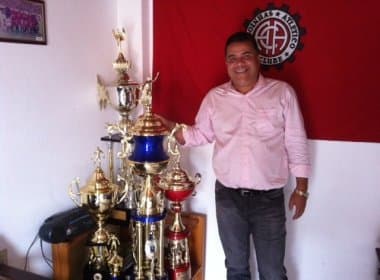 Presidente do Atlético de Alagoinhas quer atrair empresas da cidade com book que mostra importância do futebol