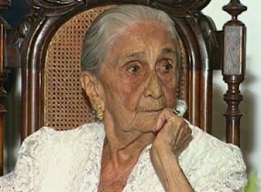 Dona Canô é internada no Hospital São Rafael