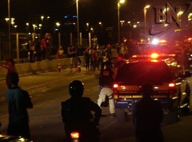 Juazeiro: Após nove horas, manifestantes liberam a Ponte Presidente Dutra