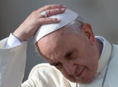 Papa diz que casamento gay é &#039;desafio educativo&#039; da Igreja Católica