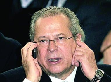 Defesa diz que José Dirceu não usou celular na prisão