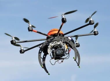 Drone joga pacote com cocaína em presídio paulista