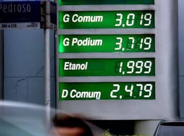 Ministério da Agricultura negocia aumentar volume de etanol na gasolina para manter preço