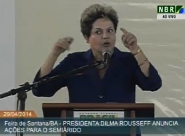Dilma faz agradecimento especial a pré-candidato do PT em entrega de máquinas em Feira