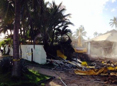 Sucom demole casa de shows Bali Beach, em Itapoã