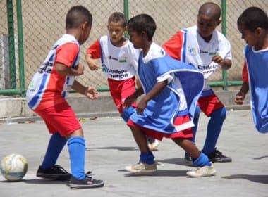 Jovens candeienses do projeto Esporte na Cidade receberão novo uniforme