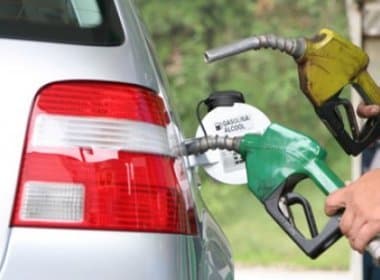 Deputados aprovam aumento de alíquota do ICMS do combustível