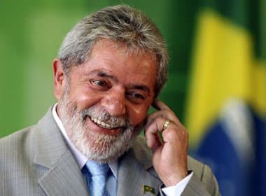 Dilma quer ex-presidente Lula na equipe ministerial, diz coluna