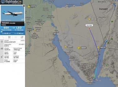 Avião russo com mais de 200 passageiros cai no Egito e fica &#039;completamente destruído&#039;