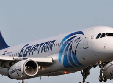Empresa francesa fará busca de caixas-pretas de avião que caiu no Mediterrâneo