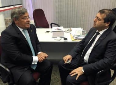 Deputado se reúne com ministro do trabalho para tentar frear desemprego na Bahia