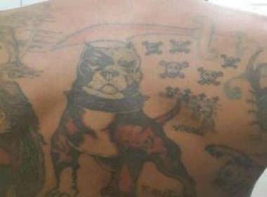 Serial killer com &#039;cemitério&#039; tatuado nas costas é preso após matar 15 pessoas