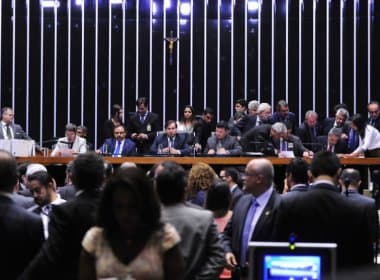 Câmara rejeita resolução para separar votações de cassação e inelegibilidade de Cunha