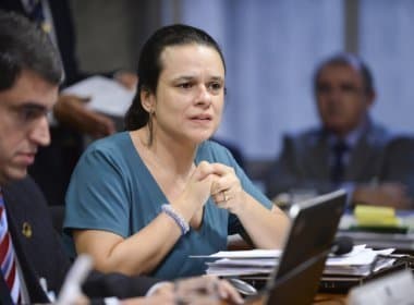 Algoz de Dilma, Janaína Paschoal critica Temer por manter Geddel no governo após denúncias