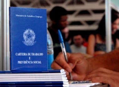 Bahia perdeu mais de 16 mil postos de trabalho com carteira assinada em dezembro de 2016