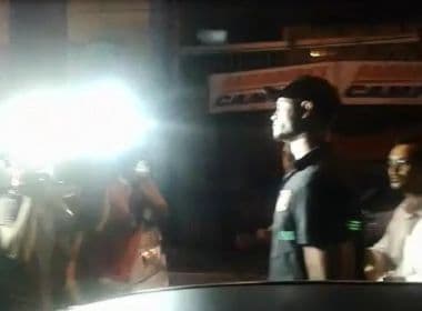 Goleiro Bruno se apresenta à polícia após determinação do STF