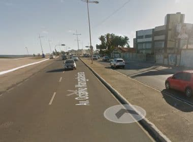 Homem é assassinado dentro de carro na Avenida Otávio Mangabeira