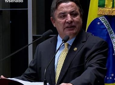 'Eu não faço nada de errado, eu só trafico drogas', afirma senador Zezé Perrella a Aécio