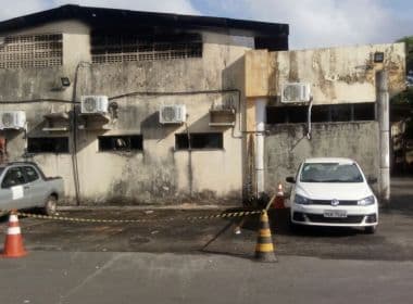 Paulo Azi quer que Polícia Federal investigue incêndio em secretaria de Camaçari
