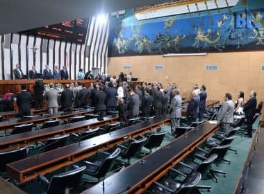 Deputado pede vista e adia votação de empréstimo de R$ 100 milhões do governo