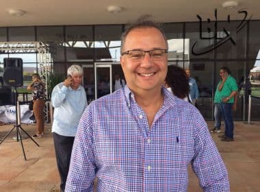 Rui e Vilas-Boas visitam policlínica de Guanambi; inauguração será à tarde