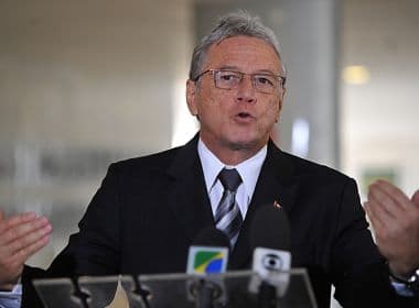 Ex-governador de Alagoas é alvo de operação da PF; mandados são cumpridos em Salvador