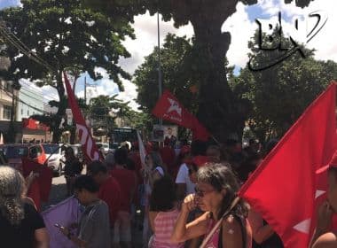 Com presença de Wagner, grupo realiza carreata de apoio a Lula entre Ondina e Itapuã