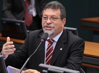 Deputado baiano pede troca de nome parlamentar para Afonso Lula da Silva