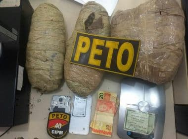 PM prende homem em casa usada para distribuir droga no Nordeste de Amaralina