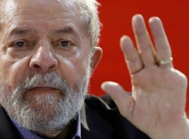 Preso, Lula tem direito a 4 assessores e equipe que custa R$ 1 milhão por ano para União