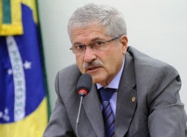 Zé Rocha quer vaga na majoritária para PR e lança Araújo candidato ao Senado