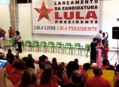 PT lança candidatura de Lula durante greve dos caminhoneiros