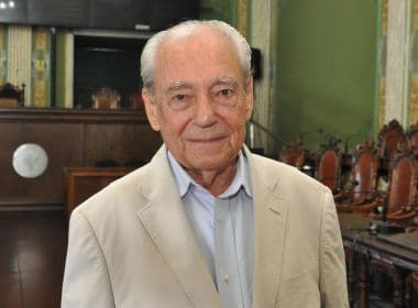 Morre na Bahia ex-governador Waldir Pires 