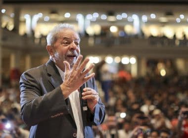 Na cadeia, Lula se mostra indignado com PCdoB e PSB e os avalia como 'ingratos'