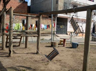 Praça de Fazenda Coutos tem equipamentos destruídos por vandalismo