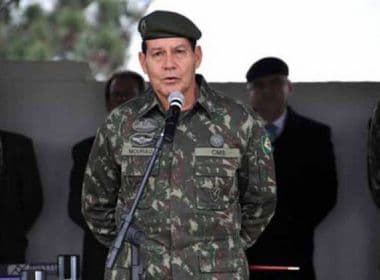 General Mourão defende nova Constituição: 'Não precisa ser feita por eleitos pelo povo'
