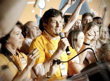 João Amoêdo diz que facada em Bolsonaro atrapalhou sua campanha