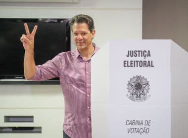 Citando Lula, Haddad fala em 'unir democratas do Brasil' para disputa do 2º turno