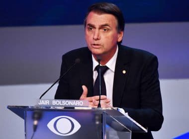 Presença de Bolsonaro em debates ‘depende dele’, afirma médico do candidato