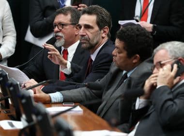 Comissão Mista com deputados baianos aprova prorrogação do apoio à Ford na Bahia