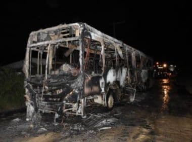 Ônibus é incendiado em Vitória da Conquista; polícia investiga crime