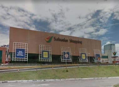 Cliente do Salvador Shopping tem celular roubado na fila do estacionamento