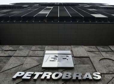 Bolsonaro afirma que existe possibilidade da Petrobras ser privatizada 'em parte'