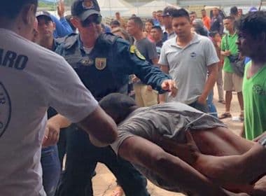 Venezuelano é espancado por brasileiros após suposto roubo de desodorantes em Roraima