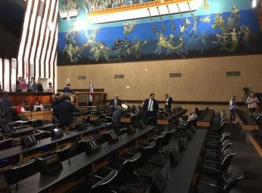 Oposição pede vista de projeto sobre ICMS e derruba sessão na Assembleia