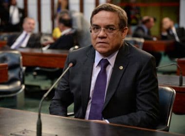 Líder da oposição anuncia voto contra PEC do Teto mesmo após aliado acatar emenda