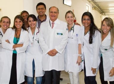 Alckmin volta a trabalhar como acupunturista em Hospital das Clínicas de São Paulo
